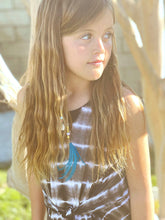 Load image into Gallery viewer, Blue Feather Valier, Hairvalier