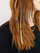 Load image into Gallery viewer, Gold Tassel Valier